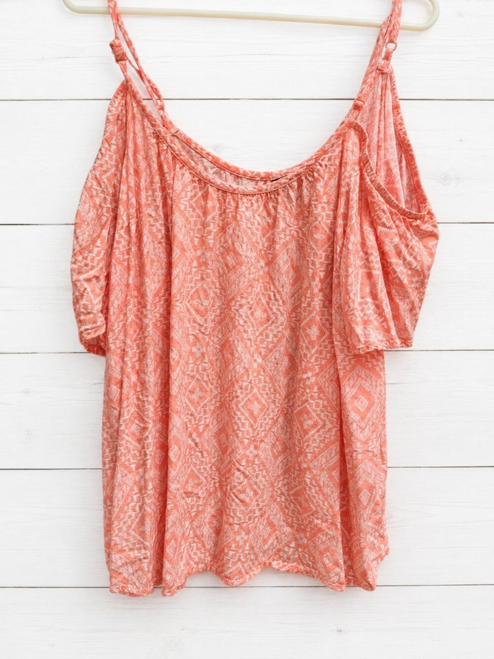 Torrid Coral Patterned Cold Shoulder Blouse Plus Size 2x